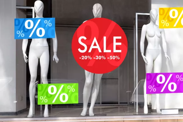 naklejki_witryna_procent_wyprzedaz_sale_amsgrafix_900_600.webp